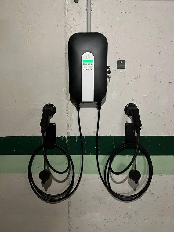 Cargador Wallbox Pulsar Plus con cable integrado